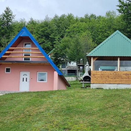 Bungalow In Mountain ชาเบลียค ภายนอก รูปภาพ